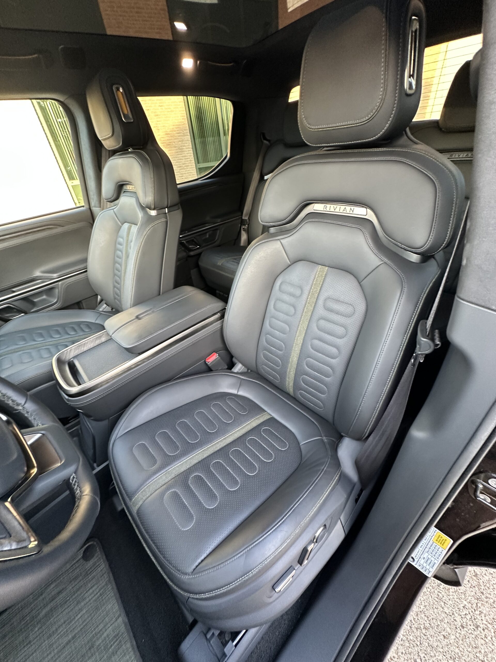 
								2022 RIVIAN, Launch Edition, QUAD full									