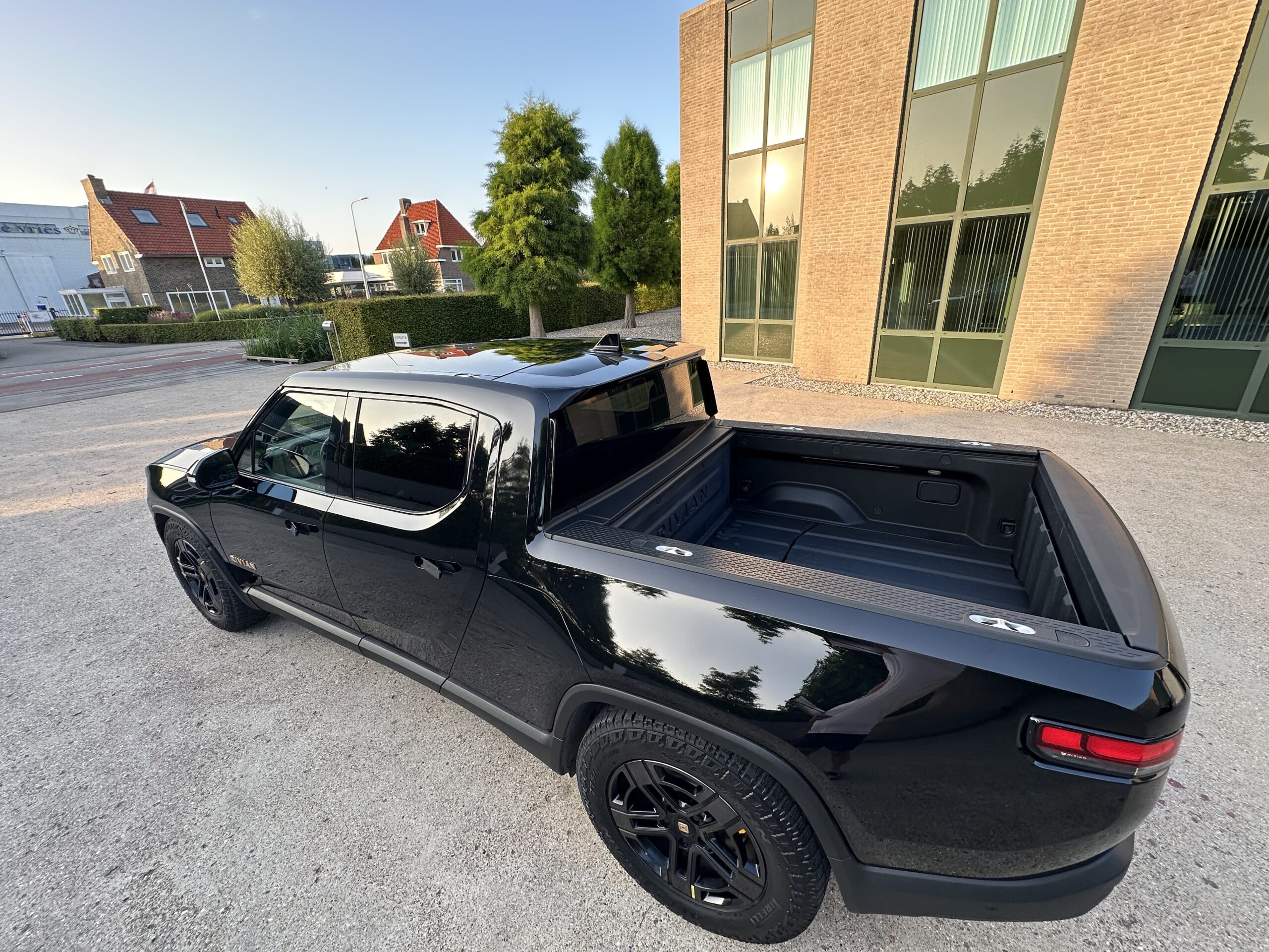 
								2022 RIVIAN, Launch Edition, QUAD full									