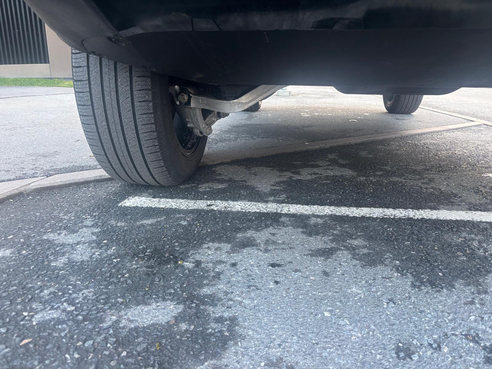 
								2023 RIVIAN R1S Quad, Large pack full									